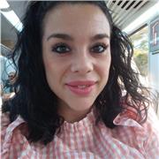 Profe titulada en Certificate in Advanced English, con más de 5 años de experiencia. ¡Aprende inglés de manera divertida y según tus intereses!